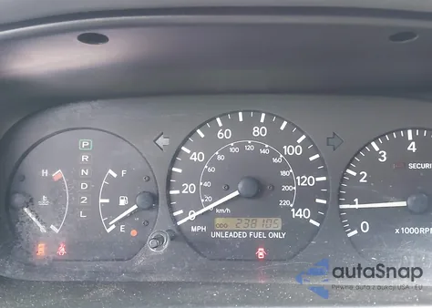 1997 Toyota Camry Xle z USA, uszkodzony, nr VIN 4T1BG22K3VU128436